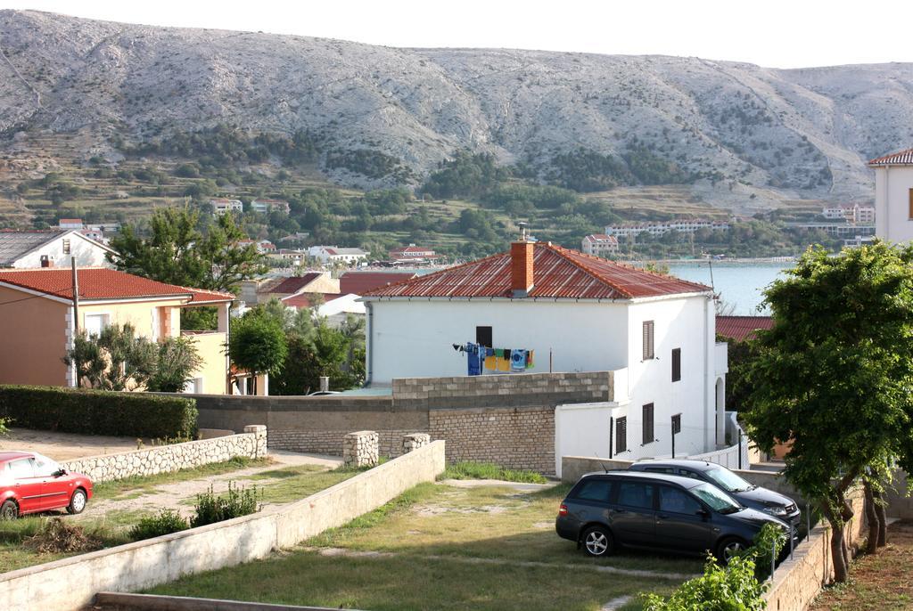 Apartments Miki Pag Town Exterior photo